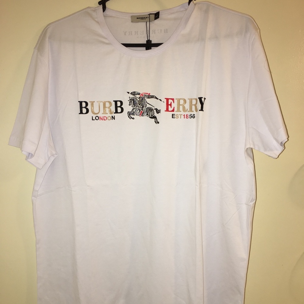 NEW!Authentic Burberry T-Shirt
